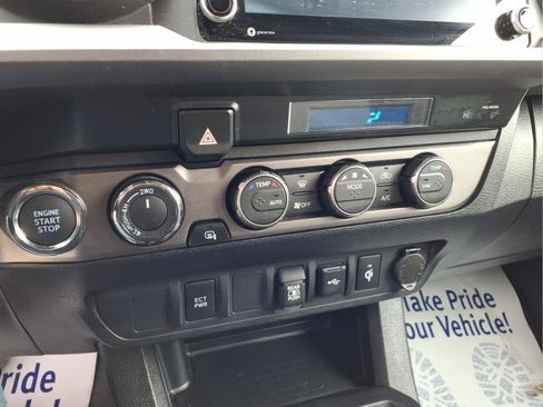 Used 2023 Toyota Tacoma TRD Off-Road AWD/4WD image 11