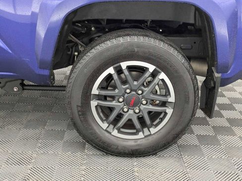 Used 2024 Toyota Tacoma TRD Sport image 13