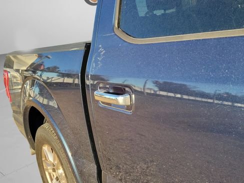 Used 2016 Ford F150 Lariat image 21