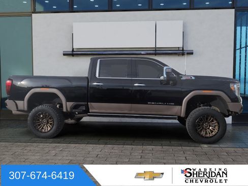 Used 2021 GMC Sierra 3500 Denali w/ Denali Ultimate Package image 3