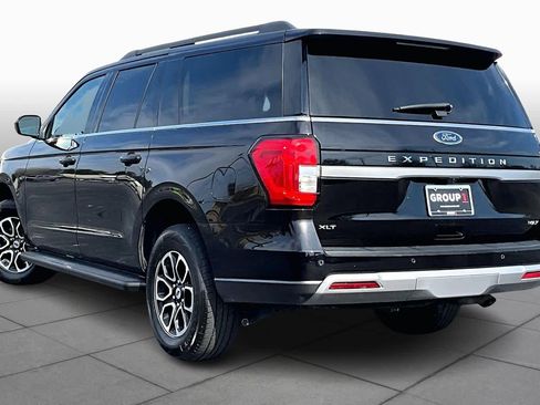Used 2024 Ford Expedition Max XLT image 12