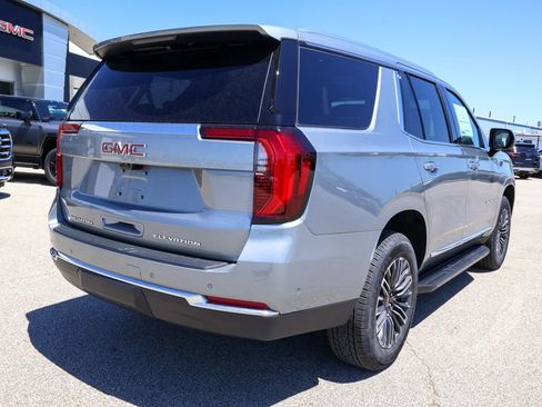New 2026 GMC Yukon Elevation w/ Elevation Premium Package AWD/4WD image 3