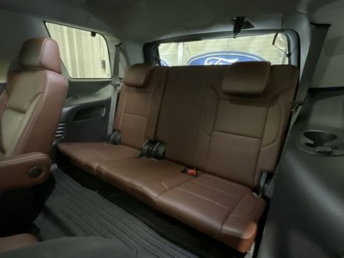 Used 2020 Chevrolet Tahoe Premier w/ Premier Plus Edition image 12