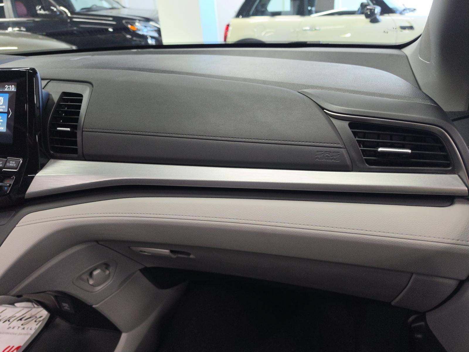 Used 2024 Honda Odyssey EX-L image 17