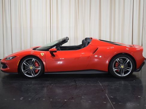 Used 2024 Ferrari 296 GTS image 4