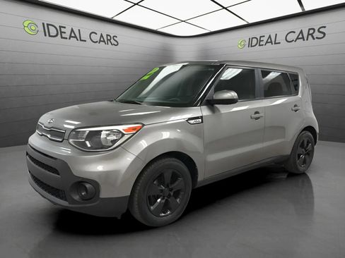 Used 2019 Kia Soul FWD image 1