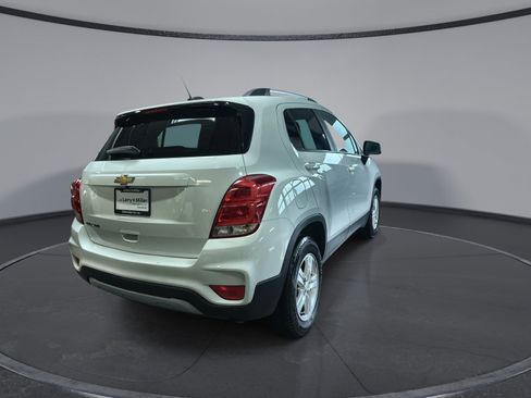 Used 2021 Chevrolet Trax LT AWD/4WD image 7