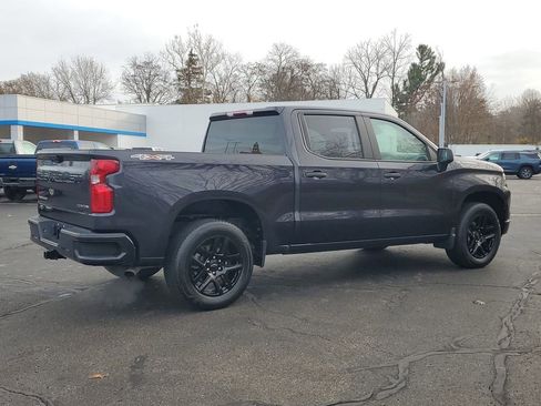 Used 2023 Chevrolet Silverado 1500 Custom image 3