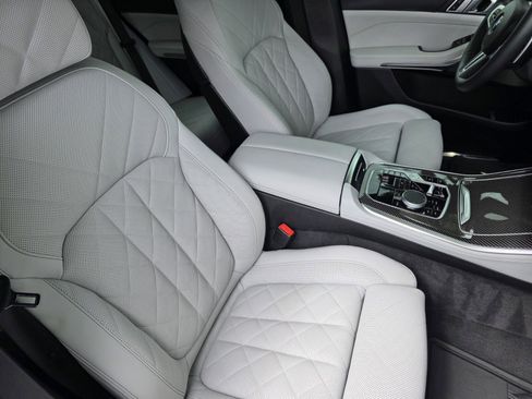 Used 2025 BMW X5 M60i w/ Climate Comfort Package AWD/4WD image 29