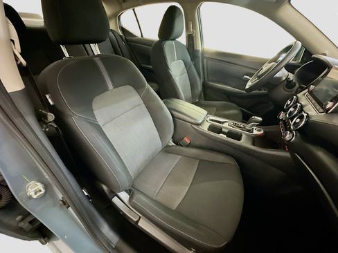 Used 2024 Nissan Sentra SV image 31