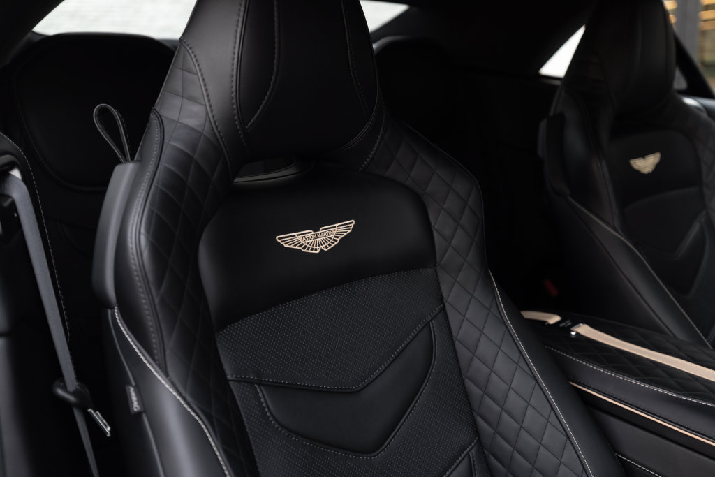Used 2023 Aston Martin DBS Superleggera Volante RWD image 23