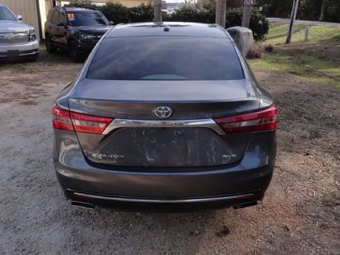 Used 2018 Toyota Avalon XLE image 6