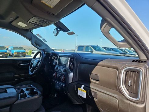 Used 2022 Chevrolet Silverado 1500 LT RWD image 28