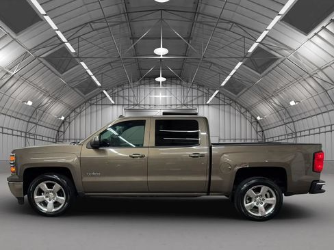 Used 2014 Chevrolet Silverado 1500 LT w/ Texas Edition, 1LT Trim RWD image 2