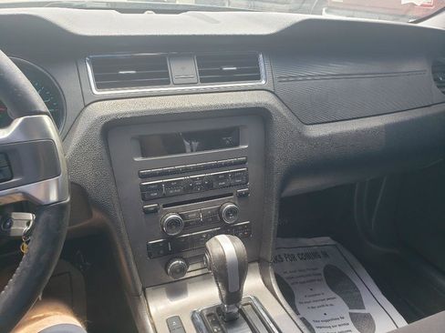 Used 2014 Ford Mustang Coupe image 15