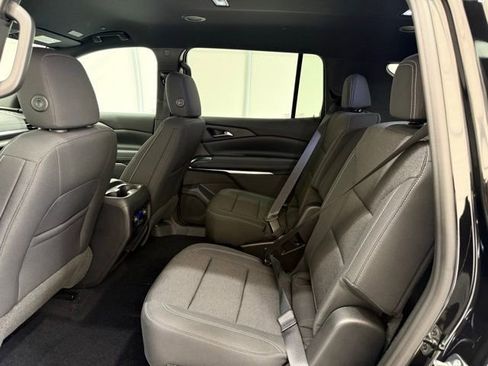 New 2026 Chevrolet Traverse LT image 17