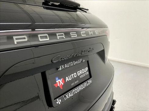 Used 2019 Porsche Cayenne Turbo AWD/4WD image 34