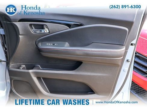 Used 2023 Honda Ridgeline Black Edition image 28