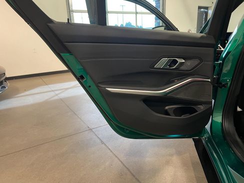 Used 2025 BMW M3 Competition image 33