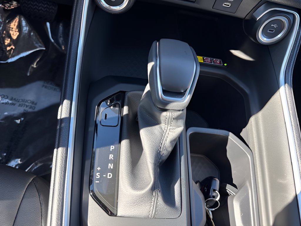 Used 2026 Toyota Grand Highlander XLE FWD image 14