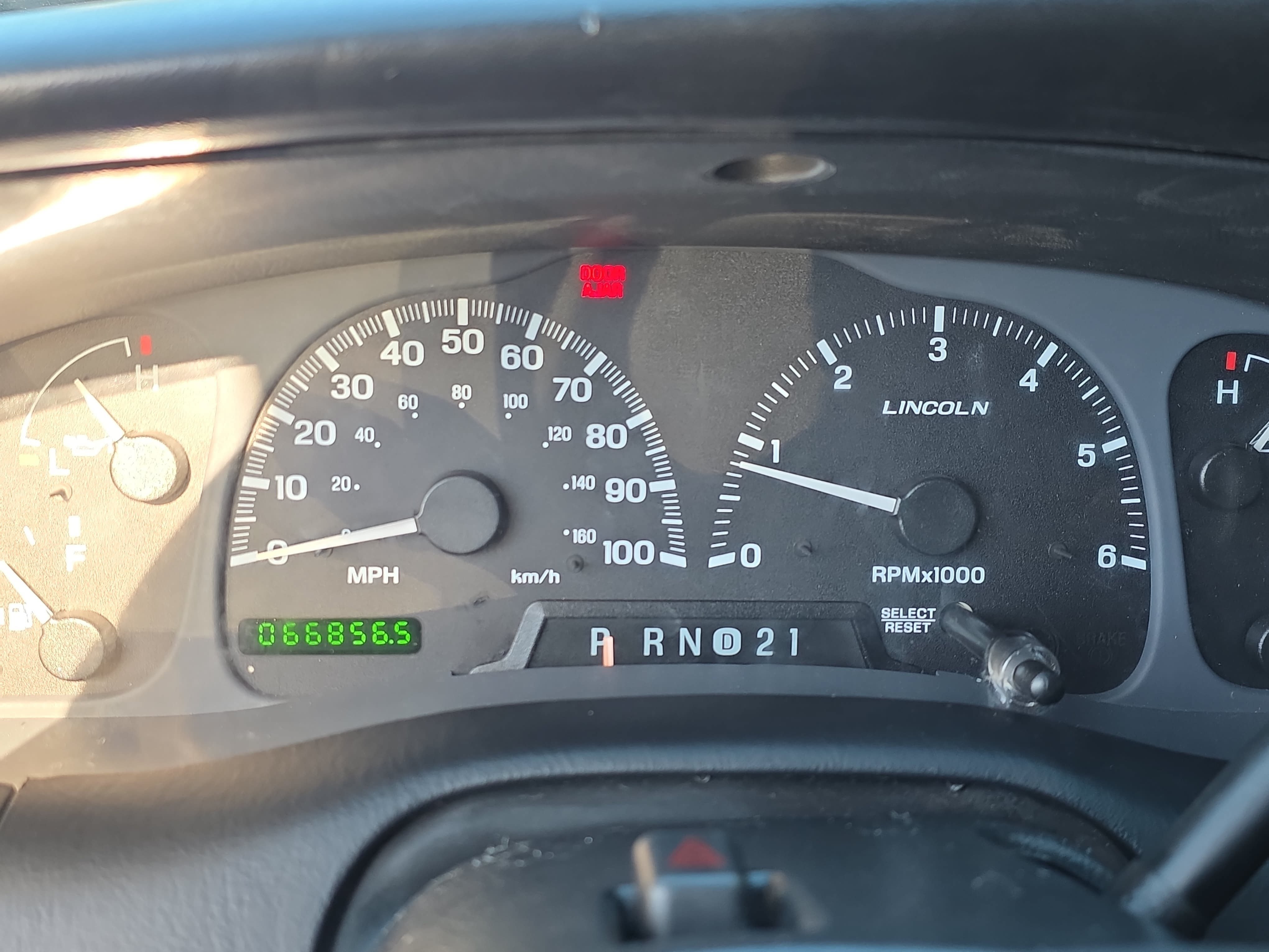 Used 2002 Lincoln Blackwood RWD image 8