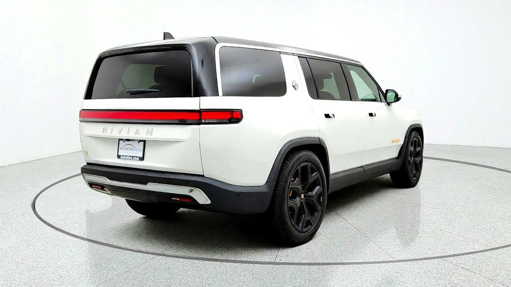 Used 2022 Rivian R1S Launch Edition Quad AWD/4WD image 5
