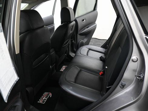 Used 2011 Nissan Rogue SV w/ SL Pkg image 22