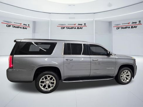 Used 2020 GMC Yukon XL SLT RWD image 7