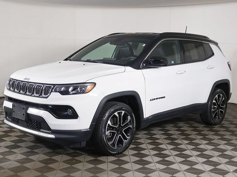 Used 2023 Jeep Compass Limited AWD/4WD image 8