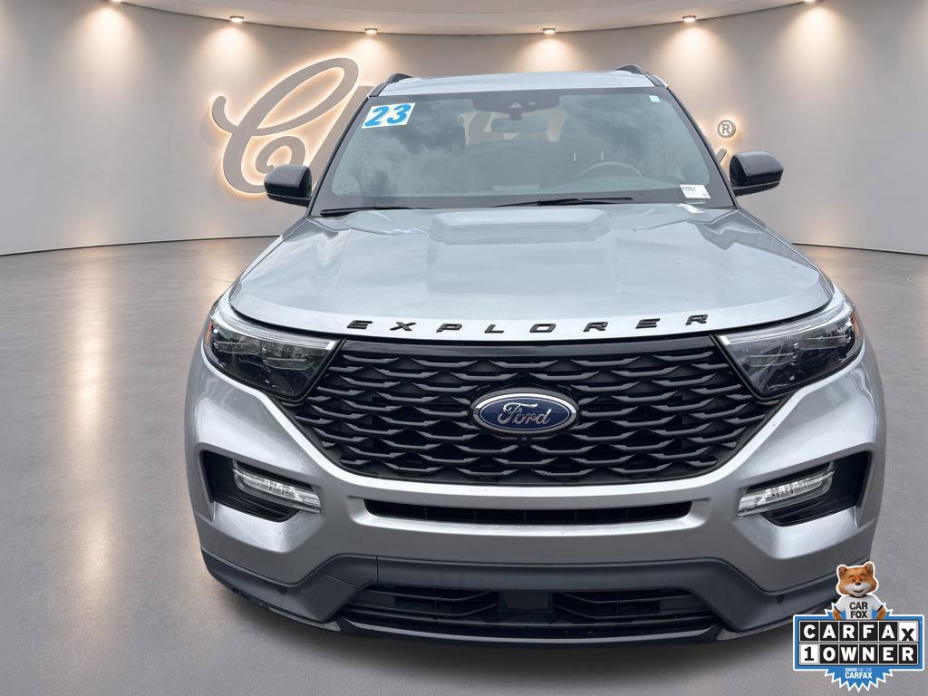 Used 2023 Ford Explorer ST-Line AWD/4WD image 8