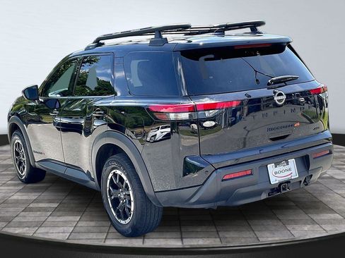 Used 2023 Nissan Pathfinder Rock Creek AWD/4WD image 3