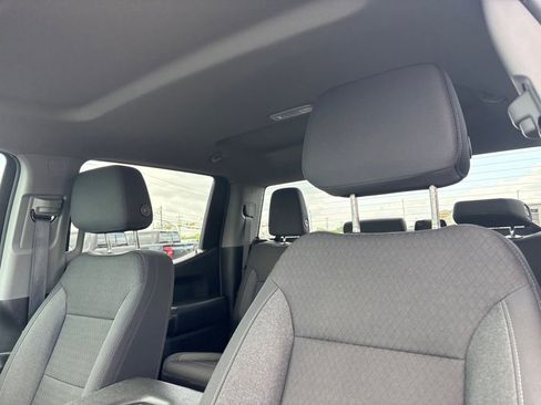 Used 2024 Chevrolet Silverado 1500 Custom w/ Dark Appearance Package AWD/4WD image 12