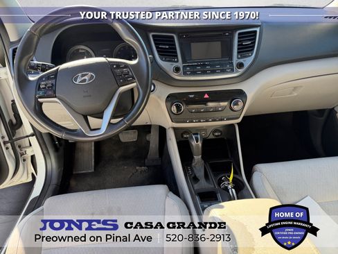 Used 2017 Hyundai Tucson Sport image 10