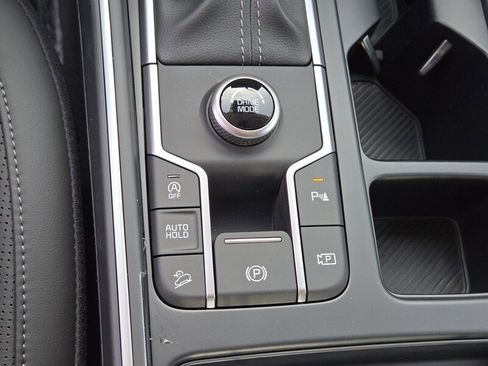 New 2026 Kia Sorento S FWD image 14