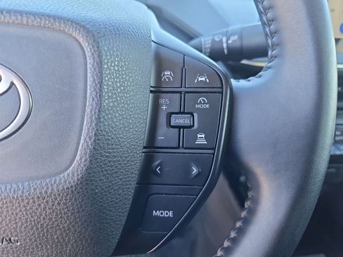 Used 2024 Toyota Prius LE image 23