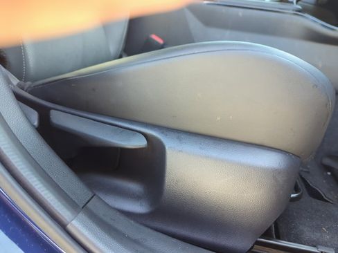Used 2024 Toyota Prius XLE FWD image 25