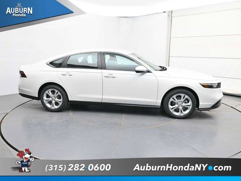 New 2026 Honda Accord LX image 17