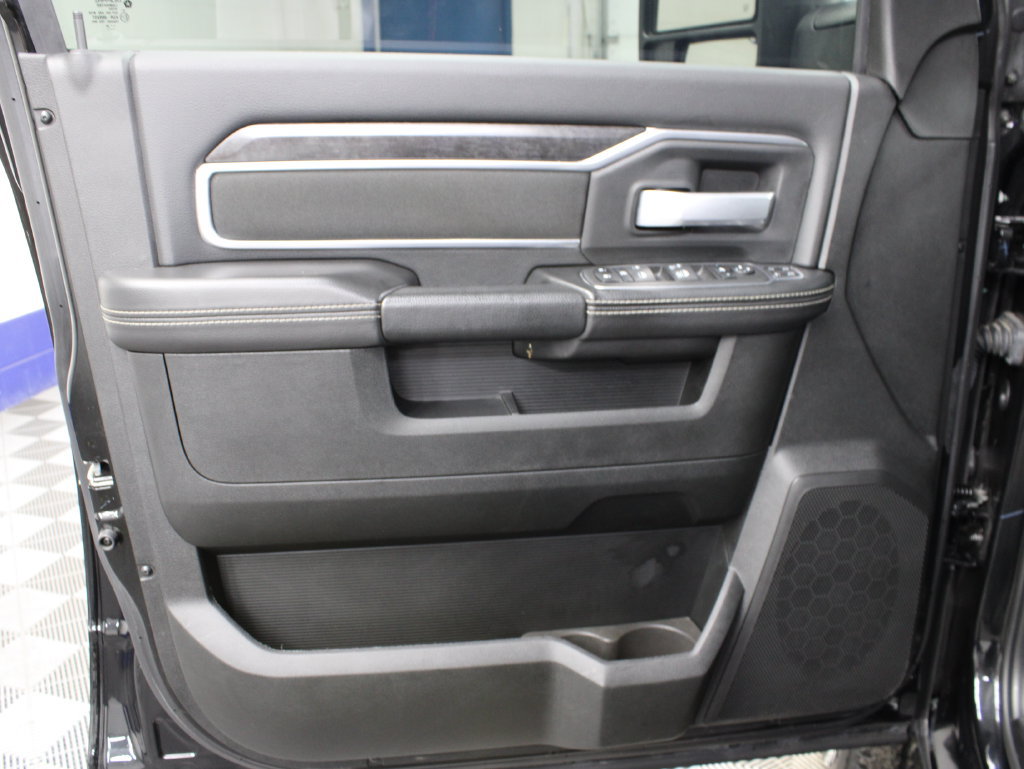 Used 2024 RAM 2500 Big Horn w/ Night Edition AWD/4WD image 64