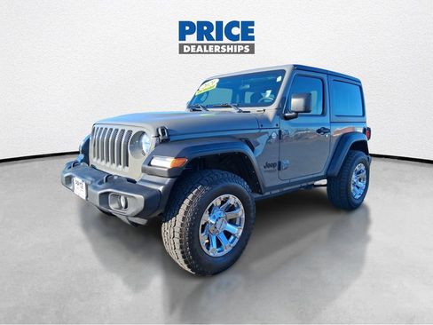 Used 2021 Jeep Wrangler Sport image 2