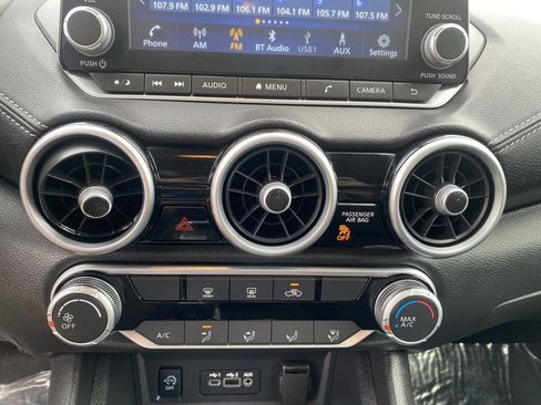 Used 2024 Nissan Sentra SV image 22