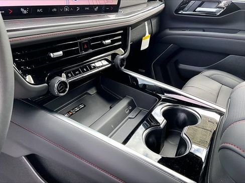 New 2026 Chevrolet Suburban RST w/ Comfort Package image 13