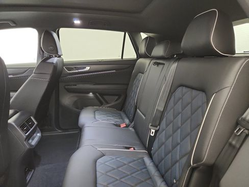 New 2026 Volkswagen Atlas Cross Sport SEL Premium R-Line image 33