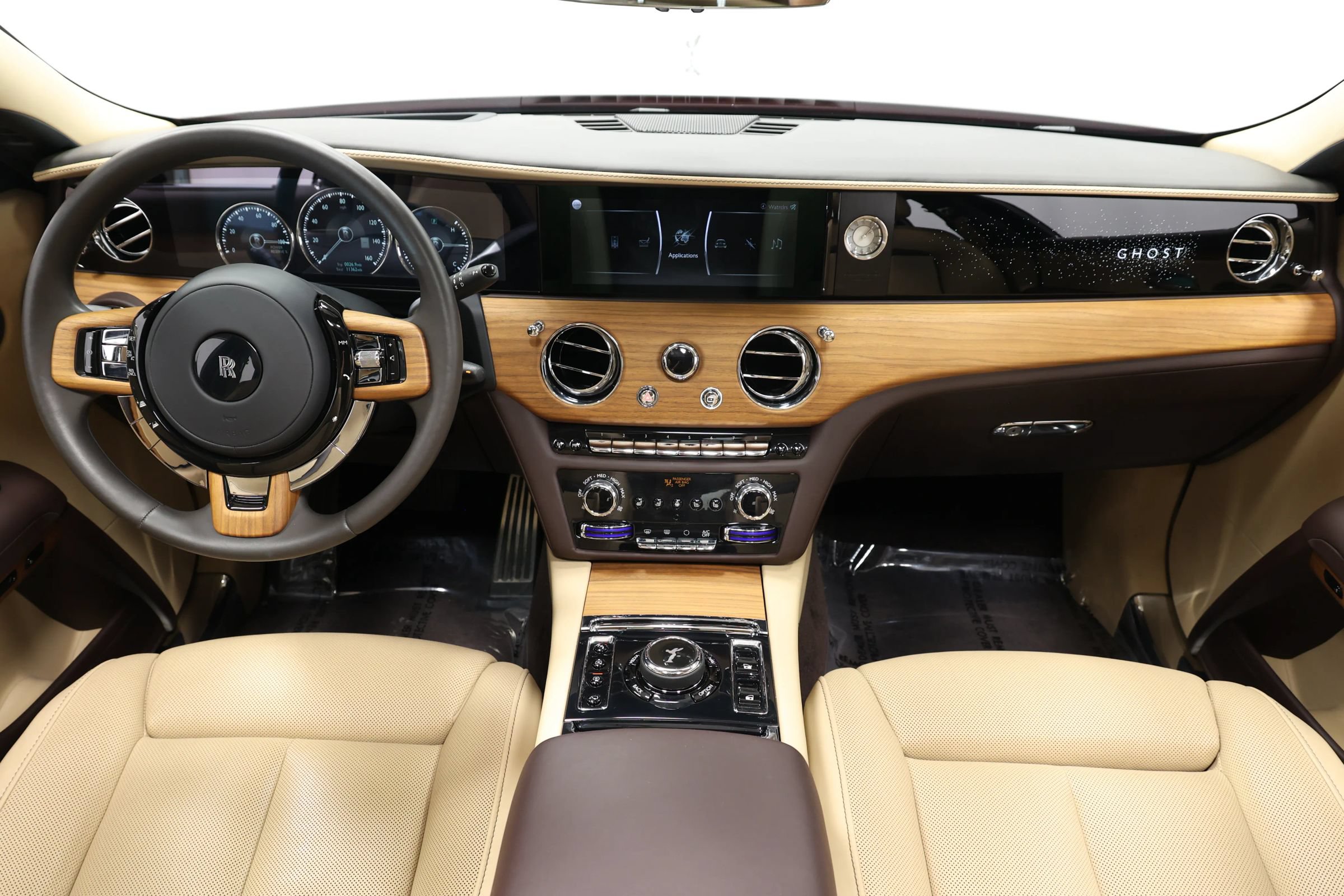 Used 2022 Rolls-Royce Ghost w/ Ghost Package AWD/4WD image 55