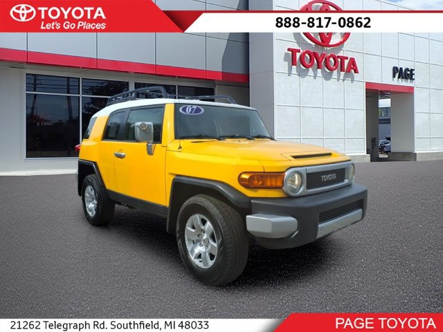 Used 2007 Toyota FJ Cruiser 4WD w/ Convenience Pkg image 1