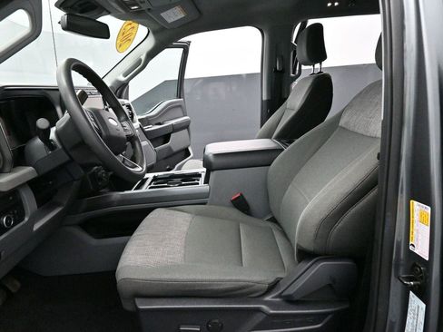 Used 2023 Ford F350 XLT w/ XLT Premium Package AWD/4WD image 13