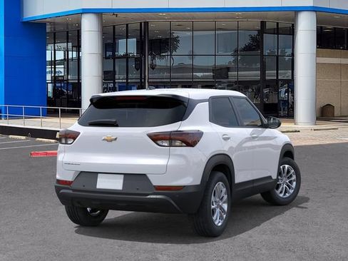 New 2026 Chevrolet TrailBlazer LS FWD image 4