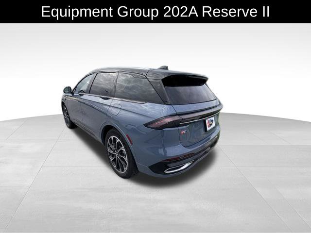 Used 2026 Lincoln Nautilus Reserve AWD/4WD image 5