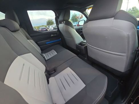 Certified 2025 Toyota Tacoma TRD Off-Road image 11