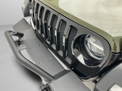 Used 2021 Jeep Wrangler Unlimited Sport AWD/4WD image 10