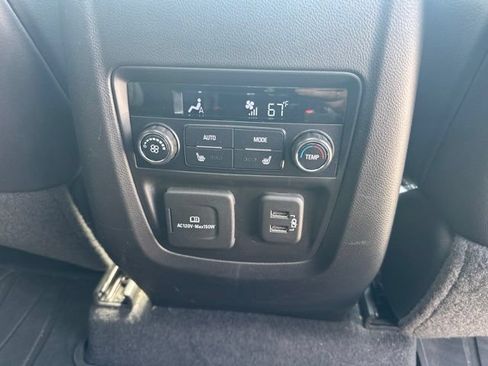 Used 2021 Buick Enclave Avenir w/ Avenir Technology Package AWD/4WD image 47